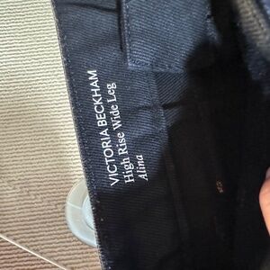 Victoria Beckham Navy Wide Leg jeans
Alina.